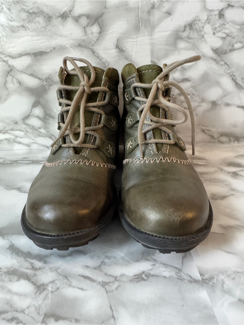 Josef Seibel Paige Olive Green Leather Lace Up Ankle Boots - EU 39 / US 8